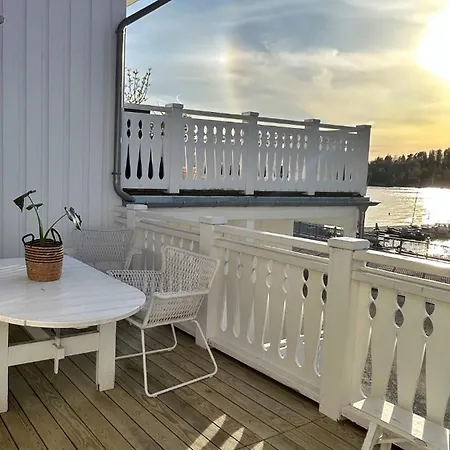 Cozy Seaview In The Heart Of Son Vestby